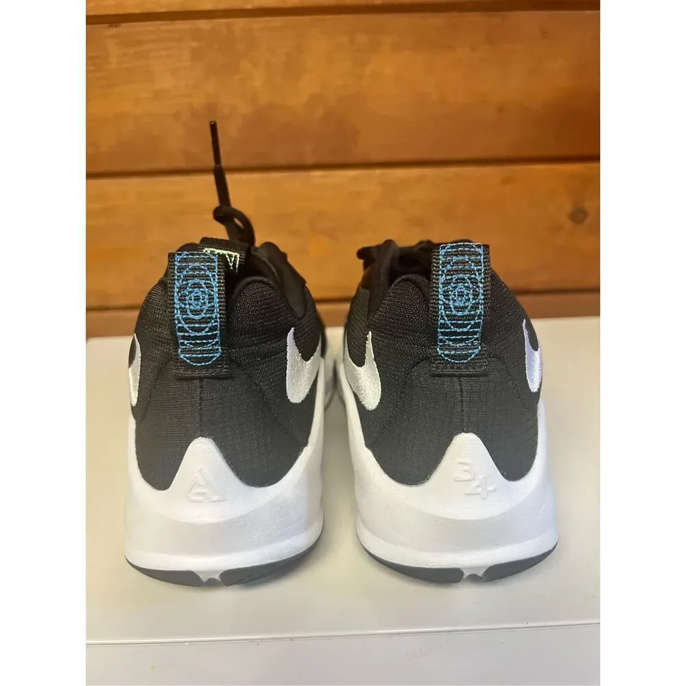 Nike Kid's Freak 3 (GS) Basketball Shoe Sz 5.5 Y  DB4158-001
